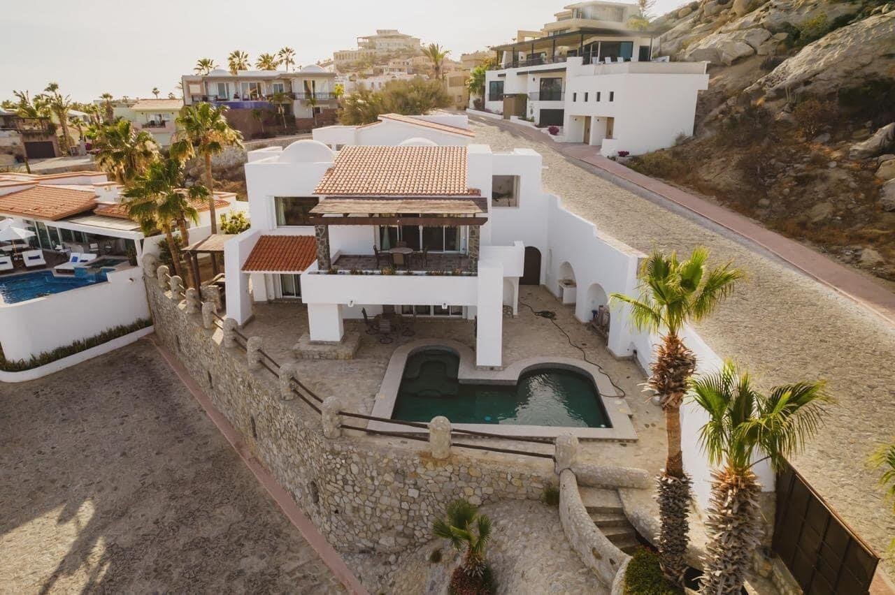 Cabo San Lucas 4 De Marzo Casa Belia Investment Opportunity in the Heart of 4 de MarzoWelcome to Casa Belia, a versatile property located in the heart of the popular Colonia 4 de Marzo neighborhood in Cabo San Lucas. Positioned on a highly visible corner lot, this unique property combines residential comfort with commercial potential, making it an excellent opportunity for homeowners, investors, or entrepreneurs.The property features:* A comfortable main house with a spacious outdoor patio* Separate studio space ideal for guests, rental income, or a private office* Commercial/business area with street exposure* Multiple access points and flexible parking options* Gated perimeter for privacy and security* Large tiled courtyard perfect for entertaining or future improvementsIts strategic cor for sale